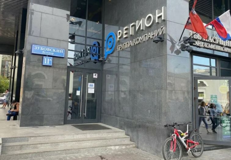 Где и как живет обладатель капитала в $2,3 млрд., отец троих детей, продавец книг и трейдер, - Сергей Судариков