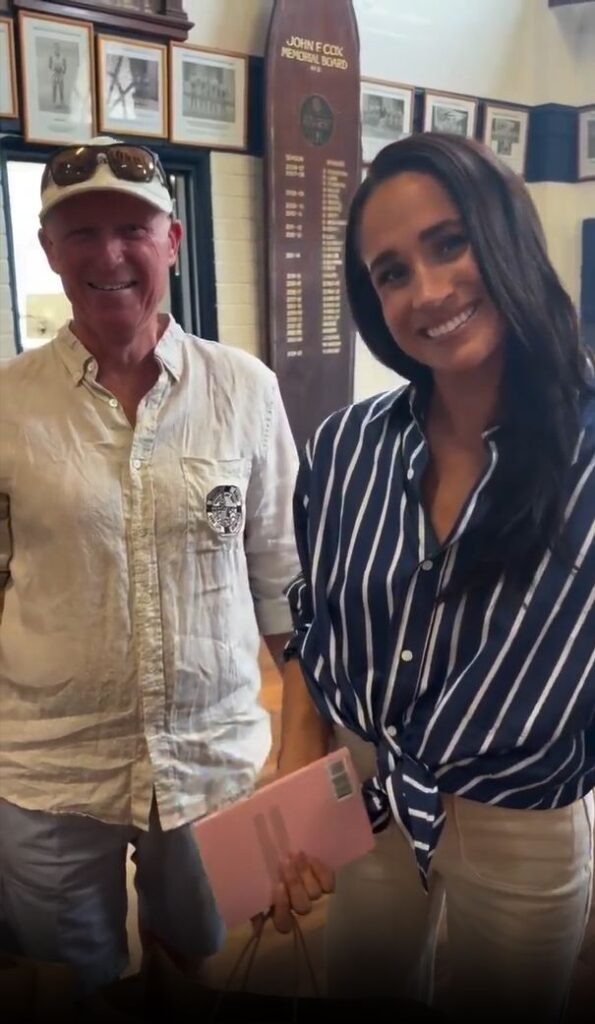 Кадр из видео