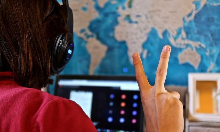 Родители приморских выпускников назвали самые перспективные направления для поступления в 2026 году