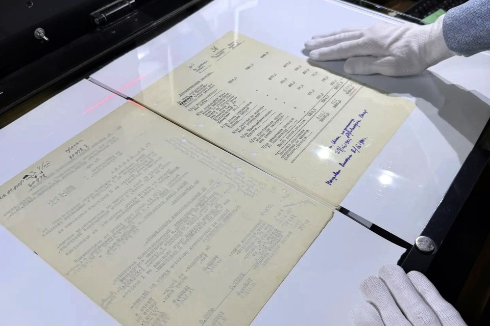    Всего доступно больше 150 тысяч оцифрованных документов с 1917 по 2017 год. Фото: Смольный