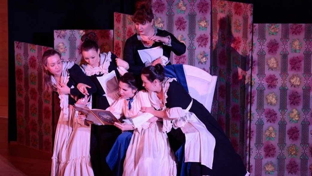 Сцена из оперы "Великан" в Мариинском театре в Санкт-Петербурге, фотография из открытых источников Яндекса