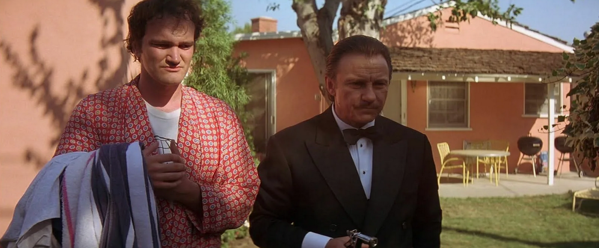 Кадр из фильма "Криминальное чтиво" с Квентином Тарантино