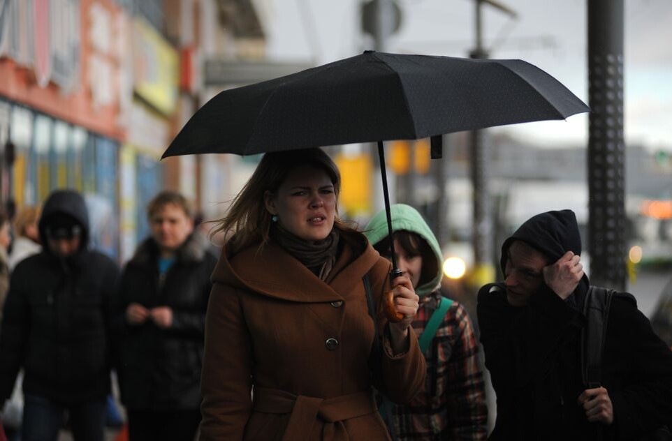    Дождь в Москве / Медиасток.рф