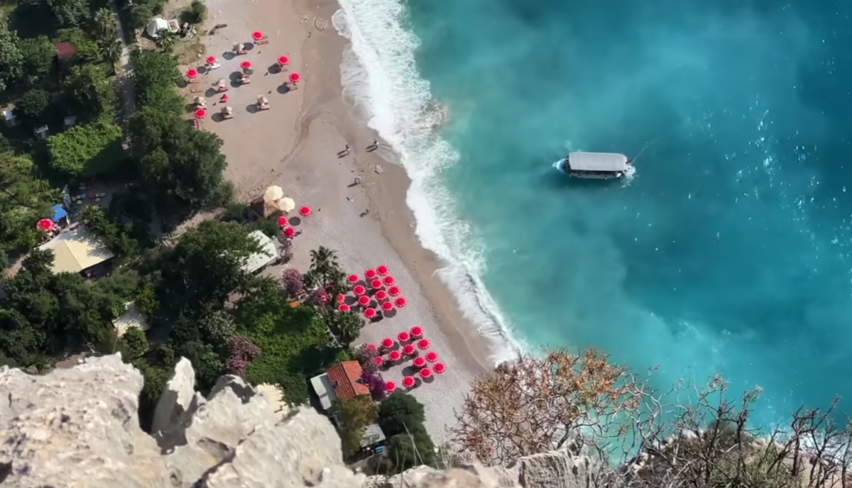 Олюдениз. Бухта с бирюзовой водой