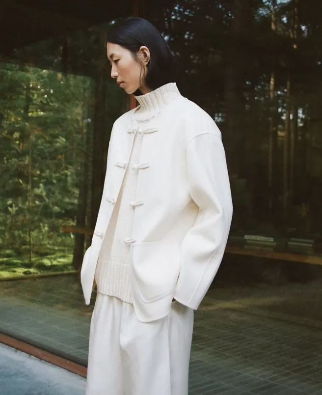 Листайте галерею