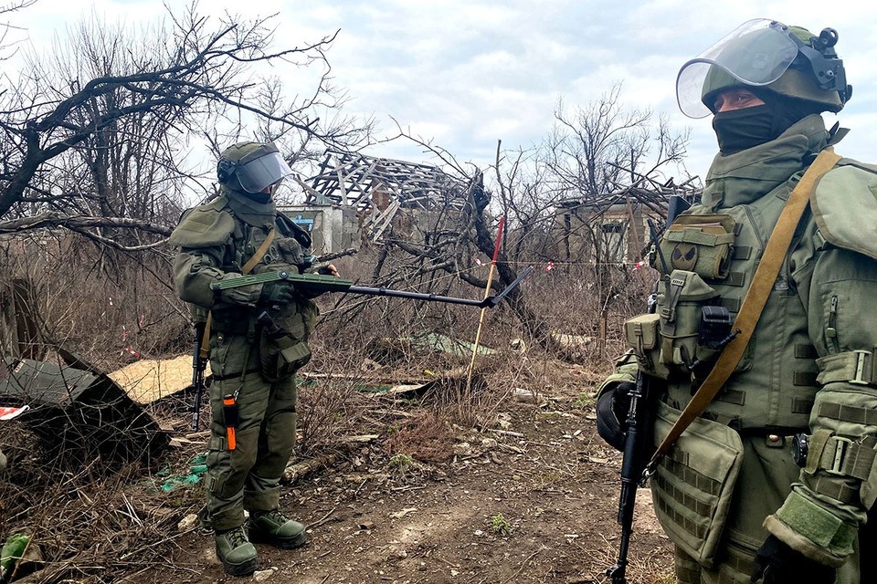    Эксперт считает, что Донбасс может быть освобожден нами уже в конце лета. Дмитрий СТЕШИН