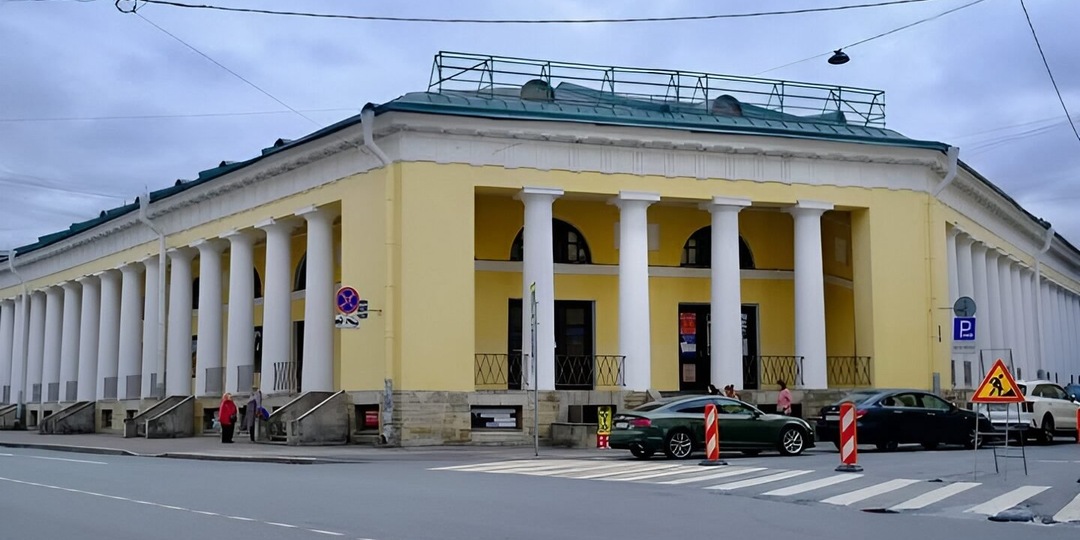 ГЕНИИ МЕСТА. ОТ БОЛЬШОЙ ЛАХТЫ ДО УДЕЛКИ НА ПЯТИ УГЛАХ