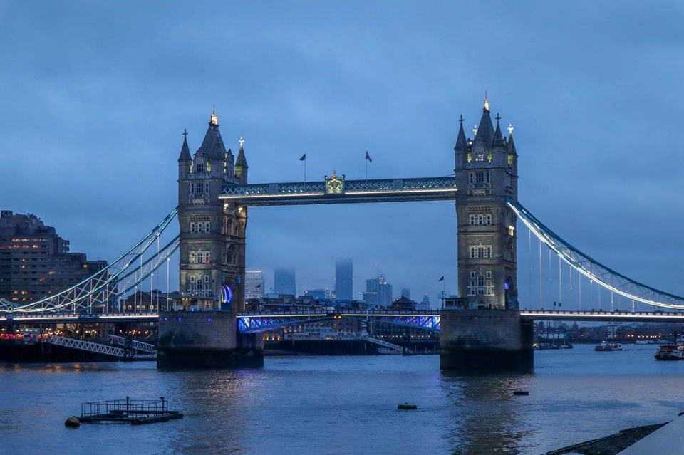    Британия ответила на сообщения о планах США наказать ее за отказ помочь с Ираном Василий Вахрин