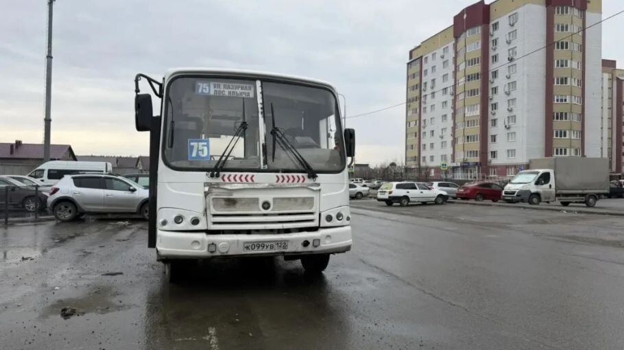 Рейд по состоянию автобусов в Барнауле снова выявил нарушения