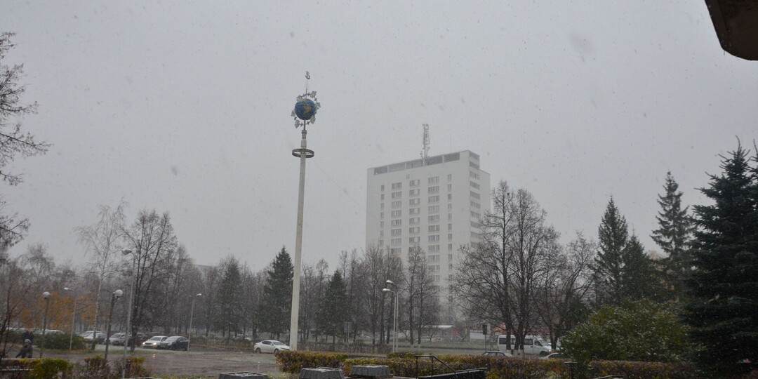 В субботу татарстанцам обещают дождь с мокрым снегом и сильный ветер