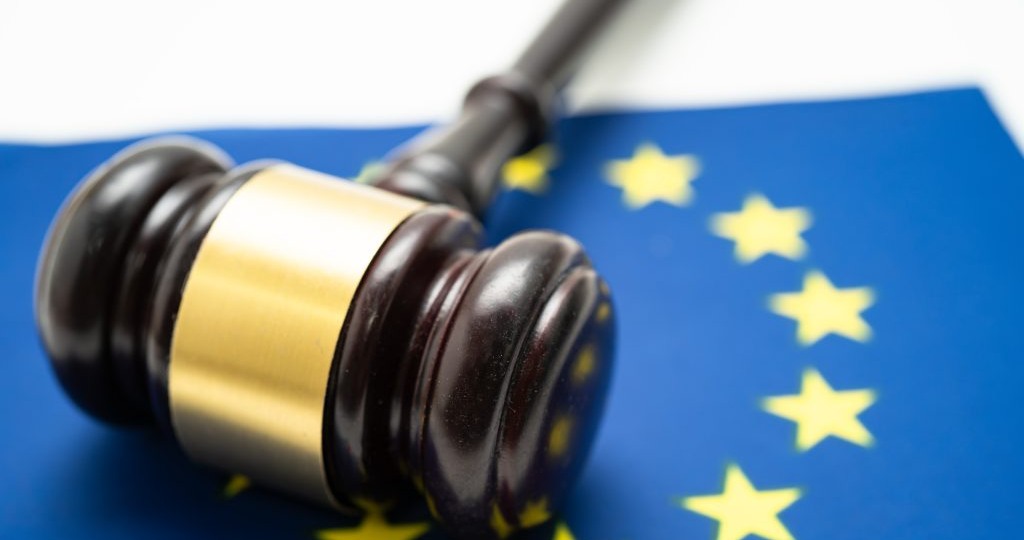 Владелица компании, управляющей «Нижфармом», попала под санкции ЕС