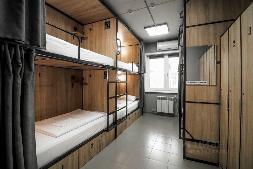    Капсульный отель находится на Привокзальной улице, 45. Источник: cian.ru