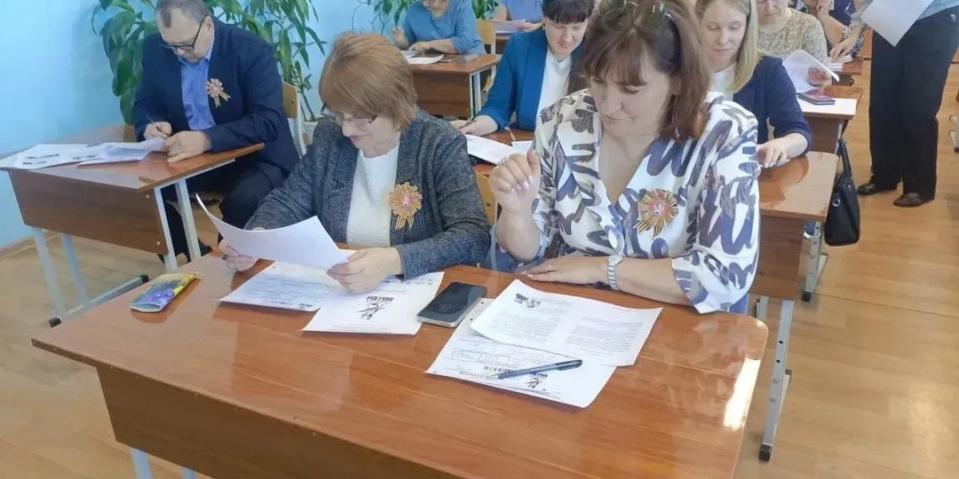 Диктант Победы написали жители Назаровского округа