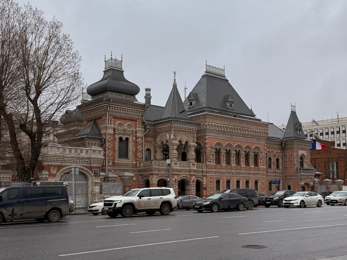 Фото автора канала. Дом купца Игумнова.