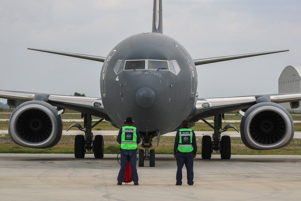    Автопилот едва не убил 90 пассажиров: пока пилоты отвлеклись, самолет развернулся в сторону гор REUTERS