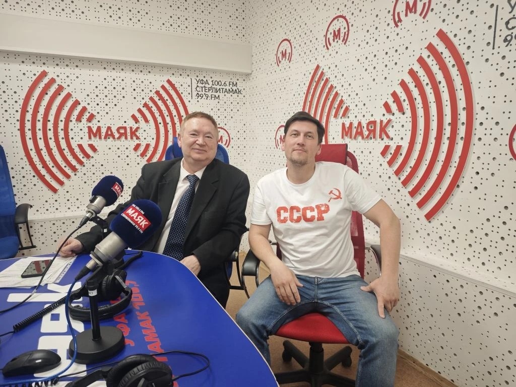    В рабочий полдень - 24.04.2026 Птичьи эскадрильи