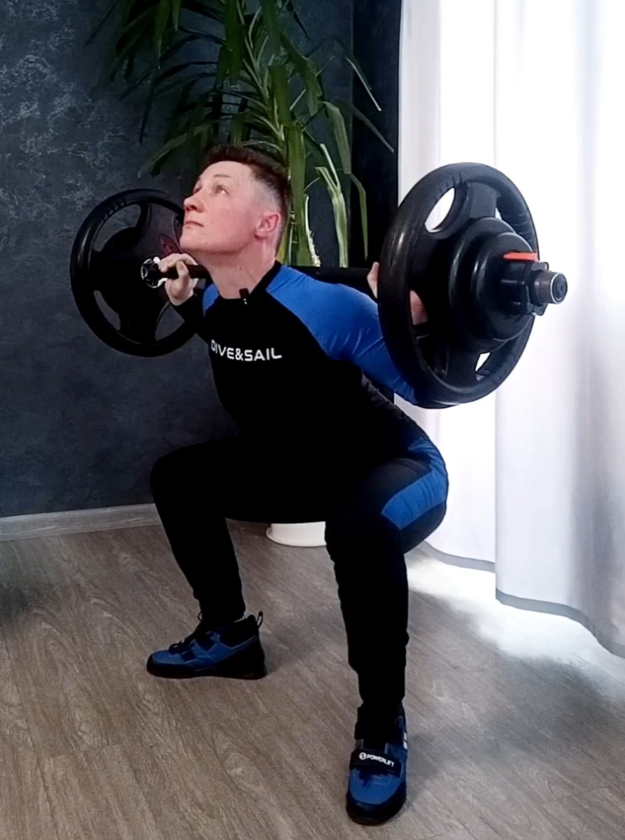 Приседания 48 кг, 03.2026 г.