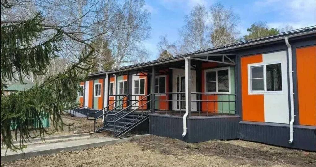 В омском лагере построят три модульных корпуса на 150 детей