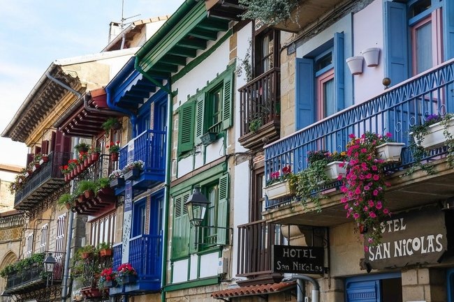 Премьер-министр Испании высказался о предложениях исключить страну из НАТО