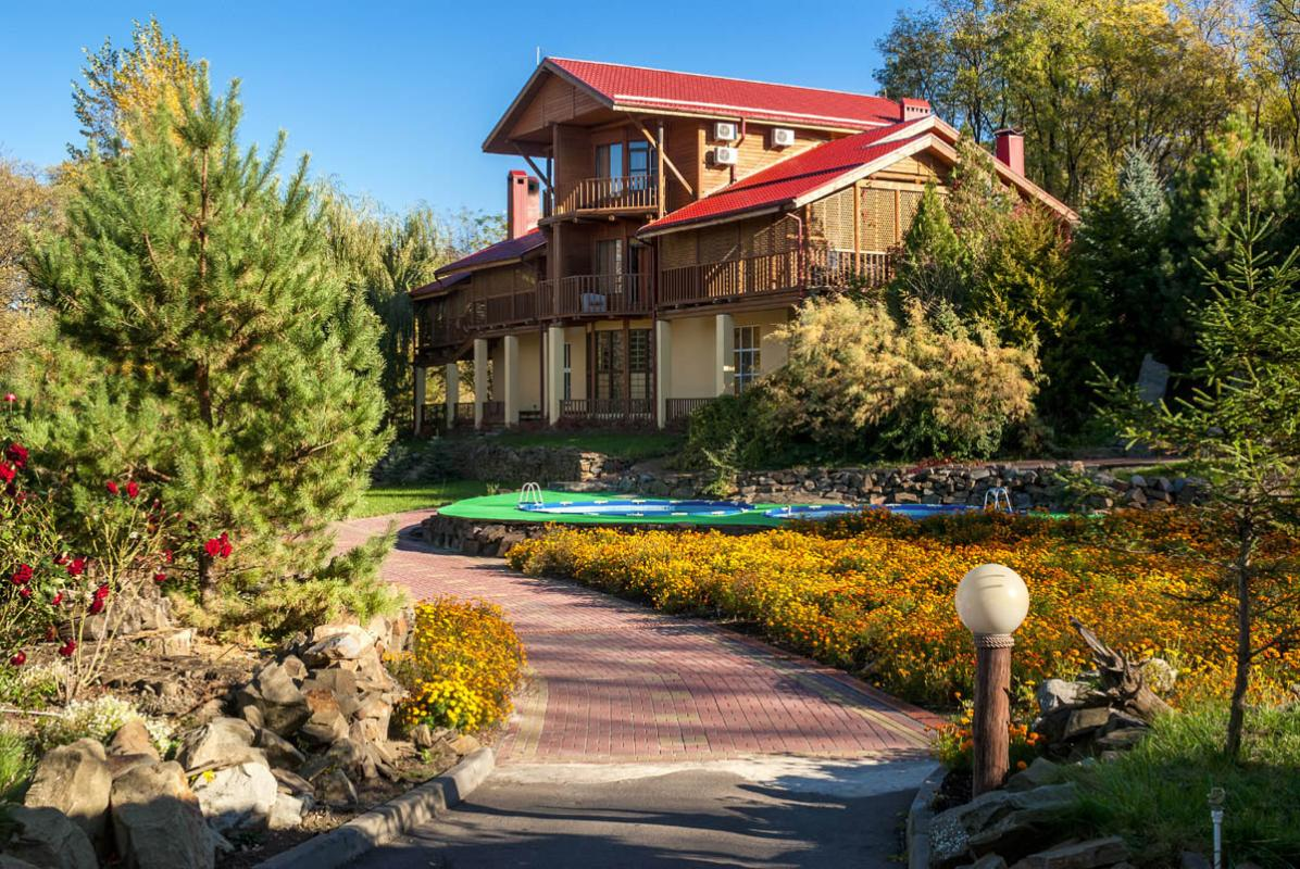 Источник: https://hotels.donbilet.ru/ru/hotel/russia/vodopadny/kanyon-park-hotel?client_id=3287&sd=2026-04-24&ed=2026-04-25&guests=1