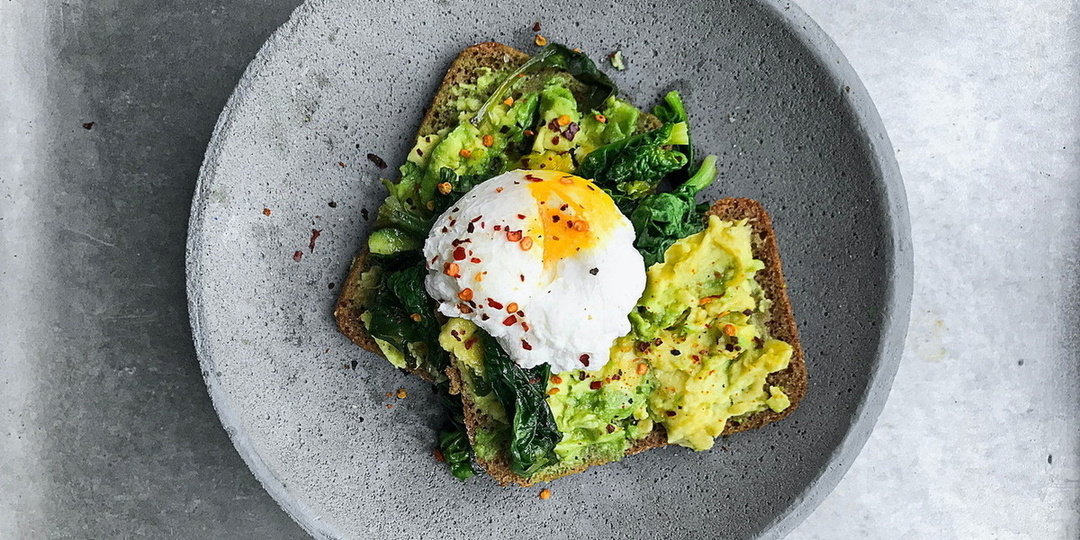 Сколько белка нужно после 60: формула от врача, которая развеивает мифы