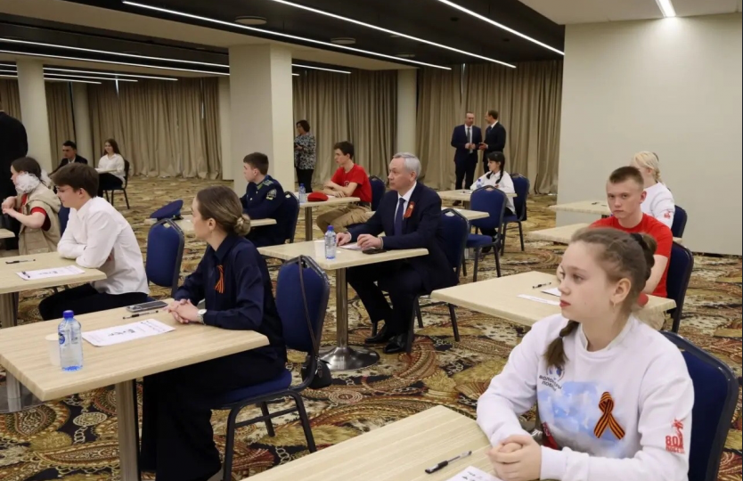 Рекордное количество участников написали «Диктант Победы» в Новосибирской области