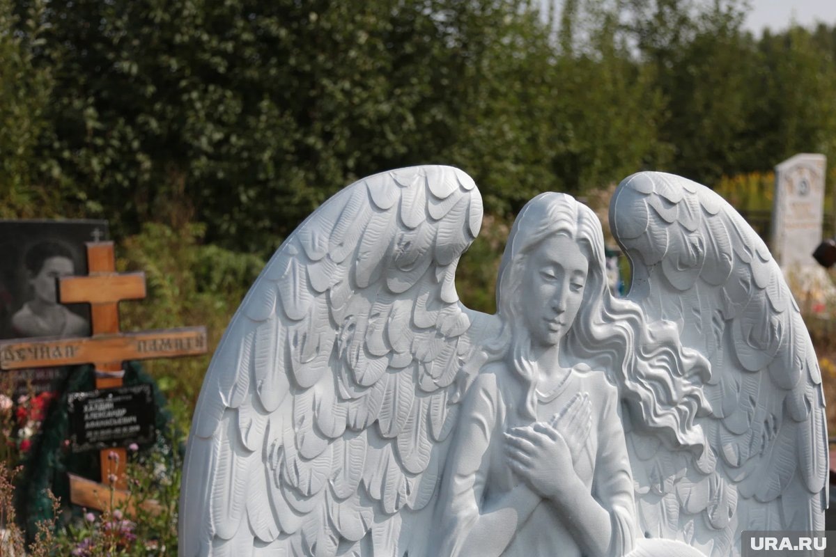     На Лычаковском кладбище закончились места для захоронения солдат ВСУ, указано в посте