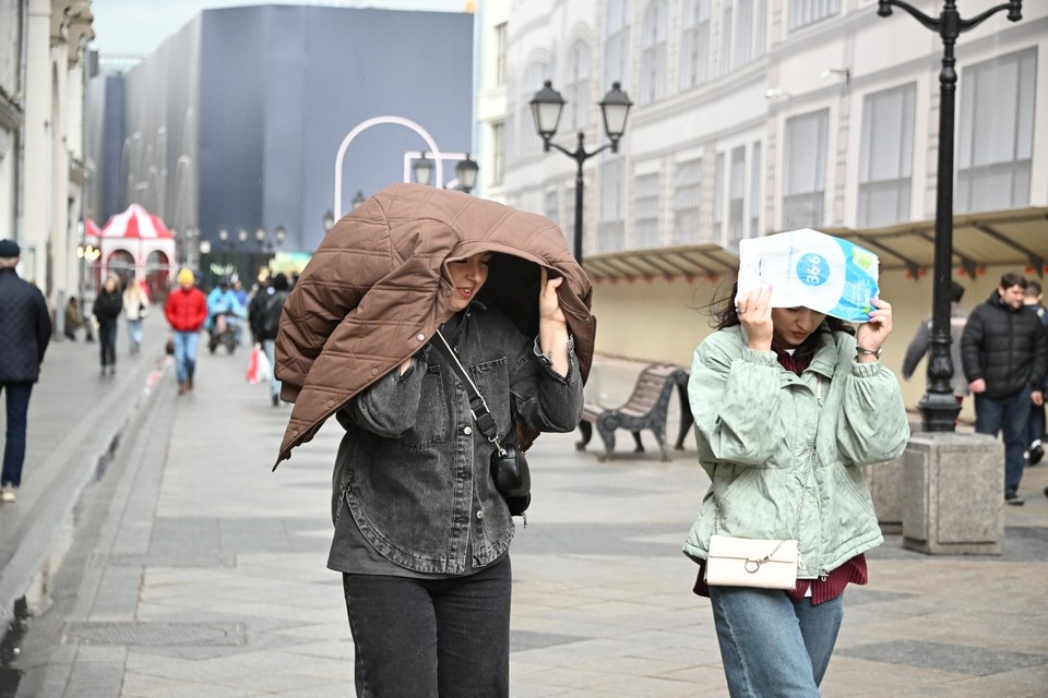    На выходных может срываться дождь и даже мокрый снег. Михаил ФРОЛОВ