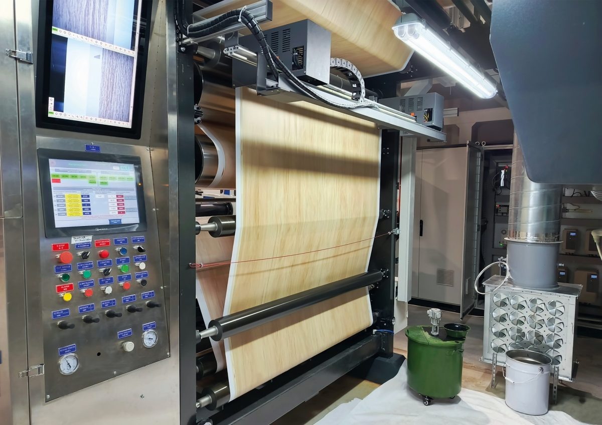    ФРП профинансировал выпуск термопластичных пленок в ОЭЗ «Кулибин»