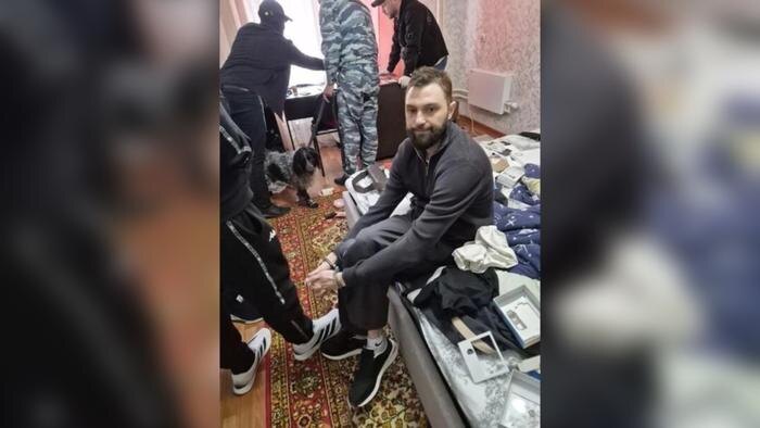 Обложка © V1