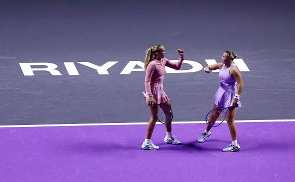    Источник: Диана Шнайдер и Мирра Андреева Фото: Katelyn Mulcahy / Getty Images for WTA. rbc.ru Кирилл Степанов