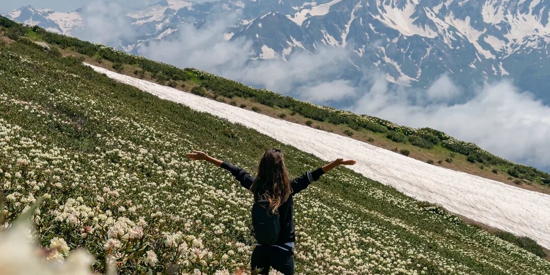 Куда отправиться на майские: горы, море и новые сценарии отдыха