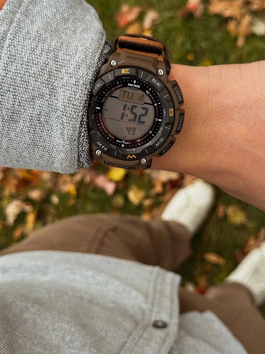 Главное отличие Pro Trek PRG‑340L‑5 от моделей с такими же функциями — оснащение огнеупорным ремешком