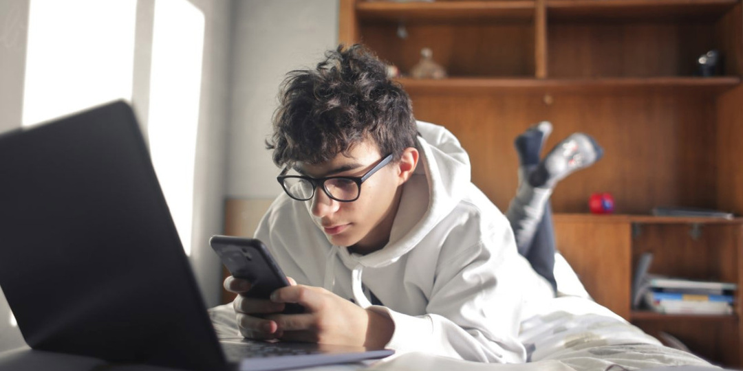 Молодежь стала тратить на онлайн-обучение в 6 раз больше времени