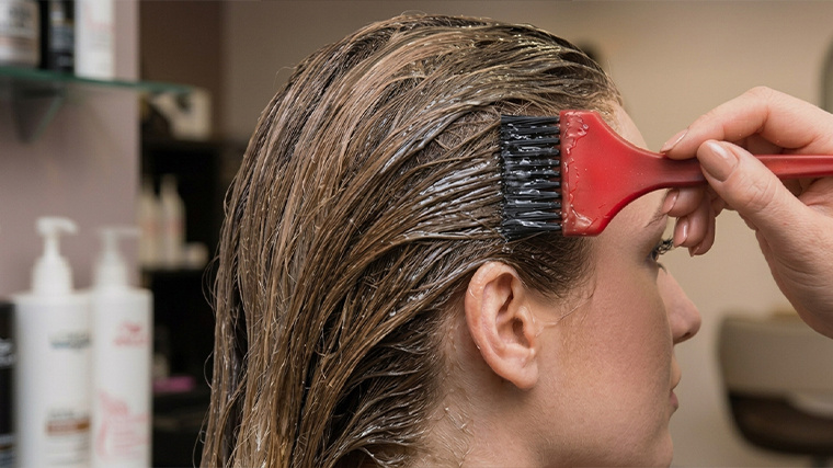    Ботокс, кератин и перманент для волос: что выбрать. Фото: 5-tv.ru