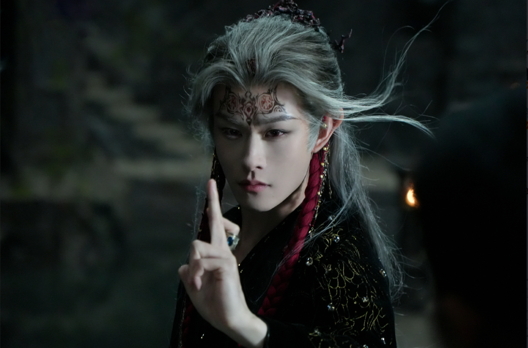 Китайский актер Тянь Цзяжуй.