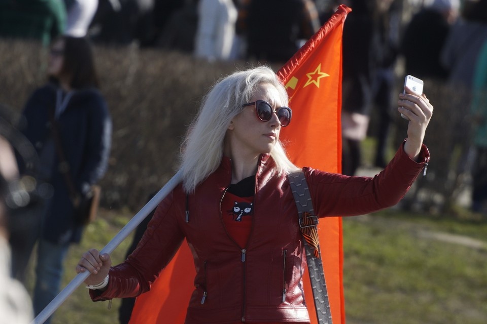    Погода на майские праздники останется прохладной и переменчивой. Алексей БУЛАТОВ