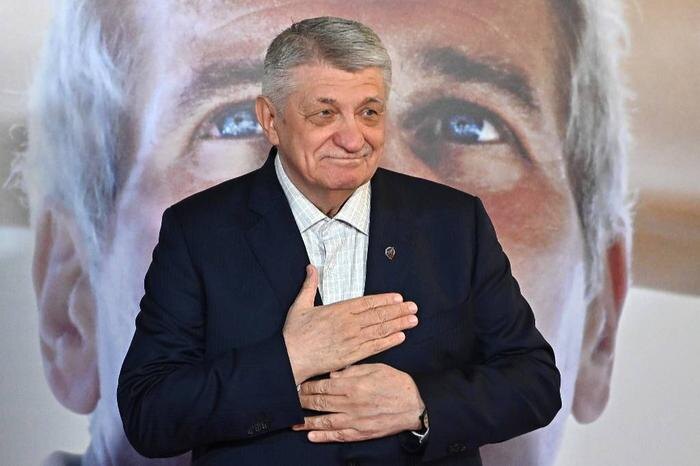 Александр Сокуров. Обложка © ТАСС / ALESSANDRO DI MARCO