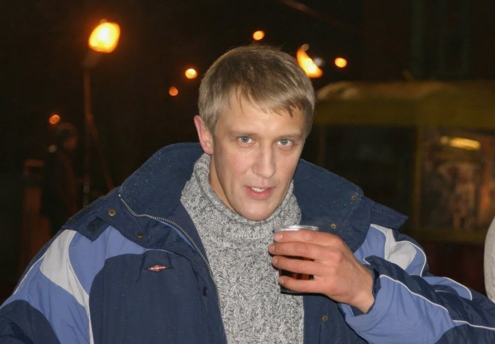 "Ленком" - это не театр, это школа выживания. Там не держат случайных. Горобченко держался.
