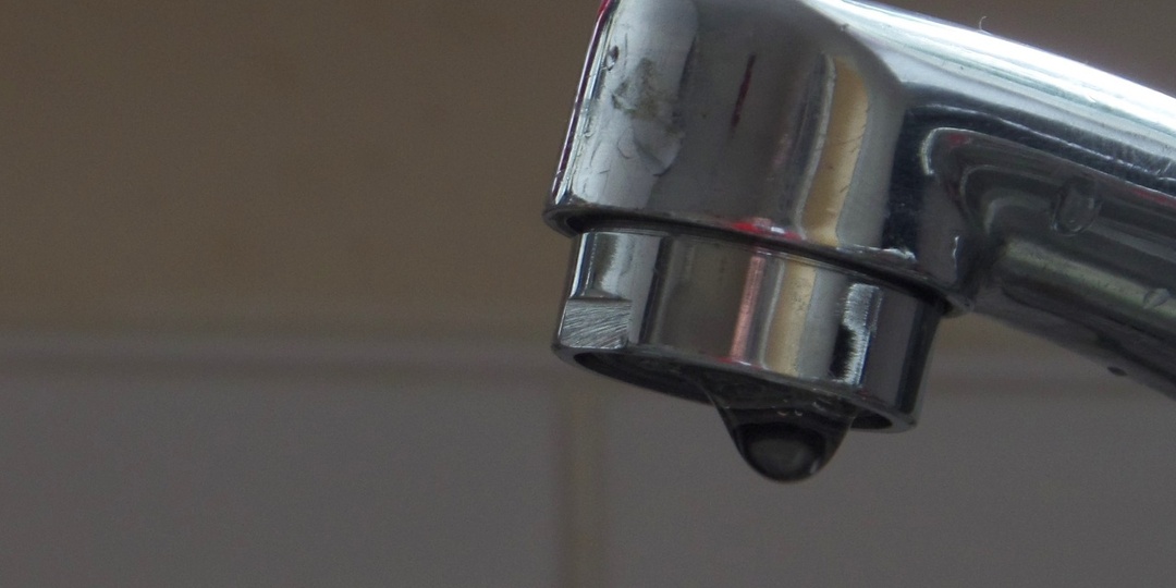 Снова без воды: ремонтные работы 27 апреля затронут почти 20 улиц Сочи