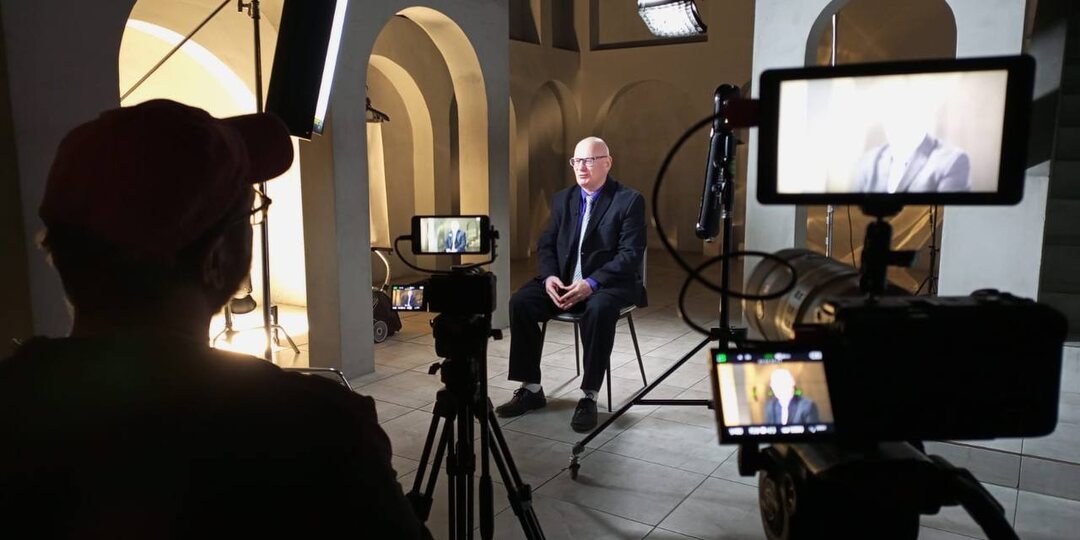 День насыщен, иногда сам не понимаю, как я все успеваю! Телеканал ,,Москва - Доверие,, программа ,, Московский детектив,, тема - кража у