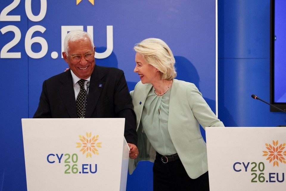    Антониу Кошта и Урсула фон дер Ляйен. REUTERS