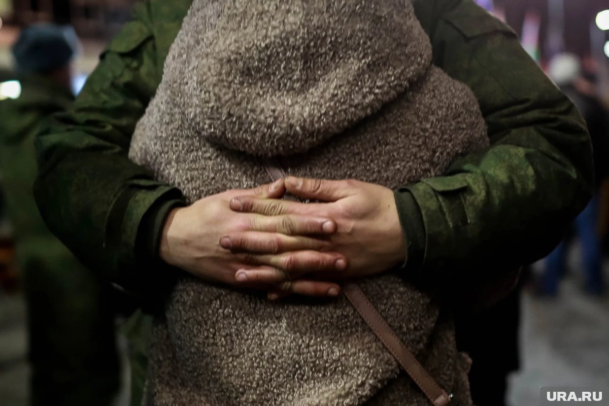     Сургутянин вернулся в Россию, пробыв два года в плену