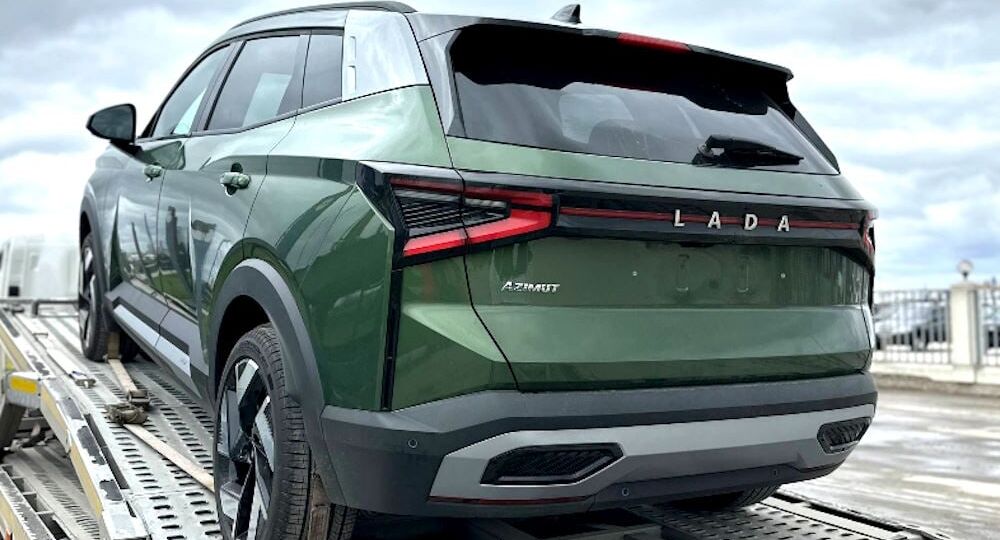 Раскрыта самая мощная версия Lada Azimut: 4х4, гибрид, 390 сил и 1100км запас хода