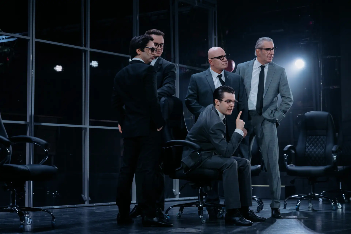 источник: https://estrada.spb.ru/repertuar/istoriya-odnogo-ofisa