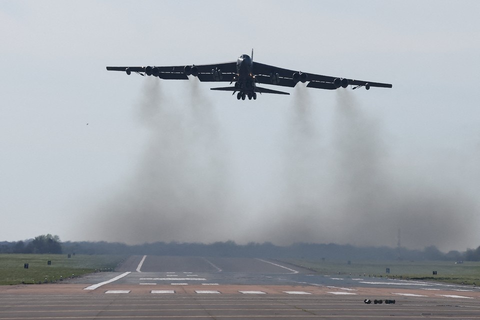    Замглавы МИД ШОС призвали к немедленному прекращению агрессии против Ирана REUTERS