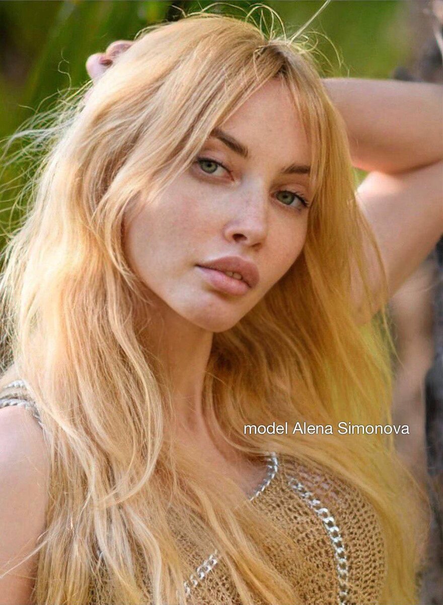 модель Алена Симонова