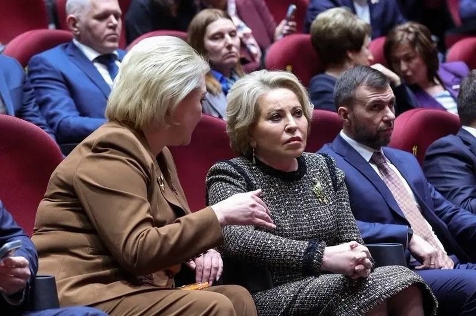    На показе фильма присутствовали известные российские политики. Фото: council.gov.ru