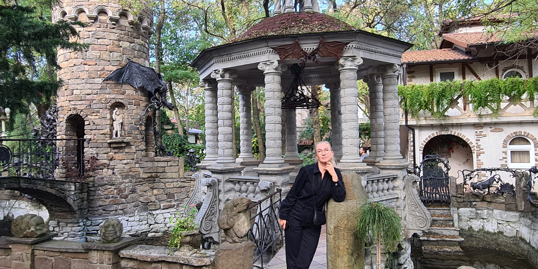 "Старый парк" в Кабардинке. Дороговато и шумновато, но побывать стоит