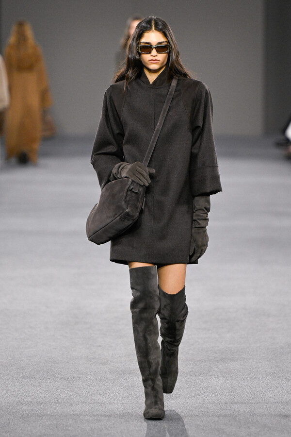 Показ коллекции Max Mara осень-зима 2026-2027 на Неделе моды в Милане FW26